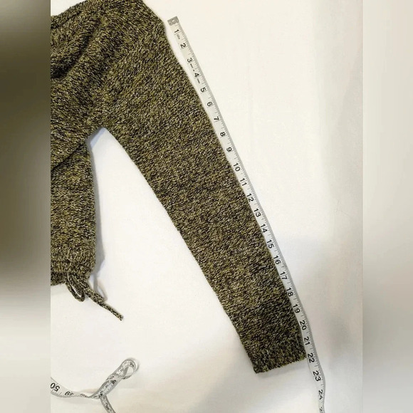 Rangoli pullover wool blend sweater with center pocket, black/ gold,size S - Picture 7 of 7